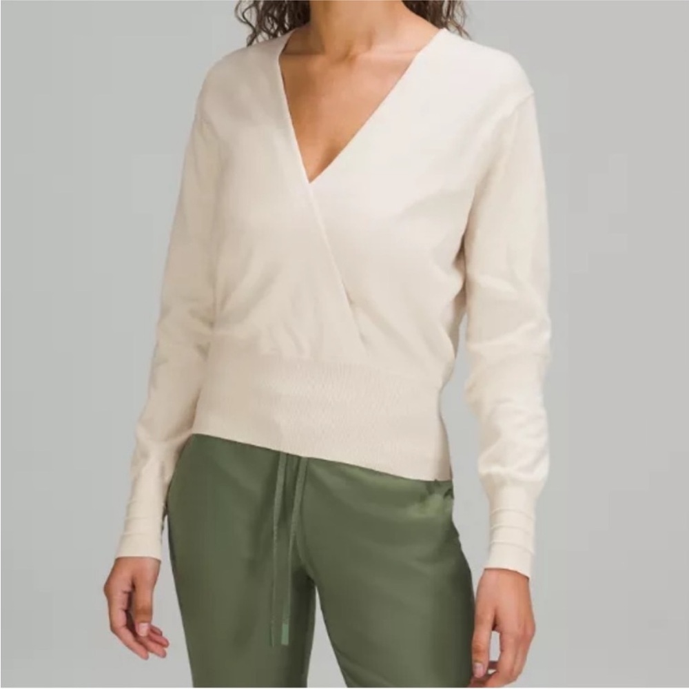 Lululemon crossover ribbed waist sweater